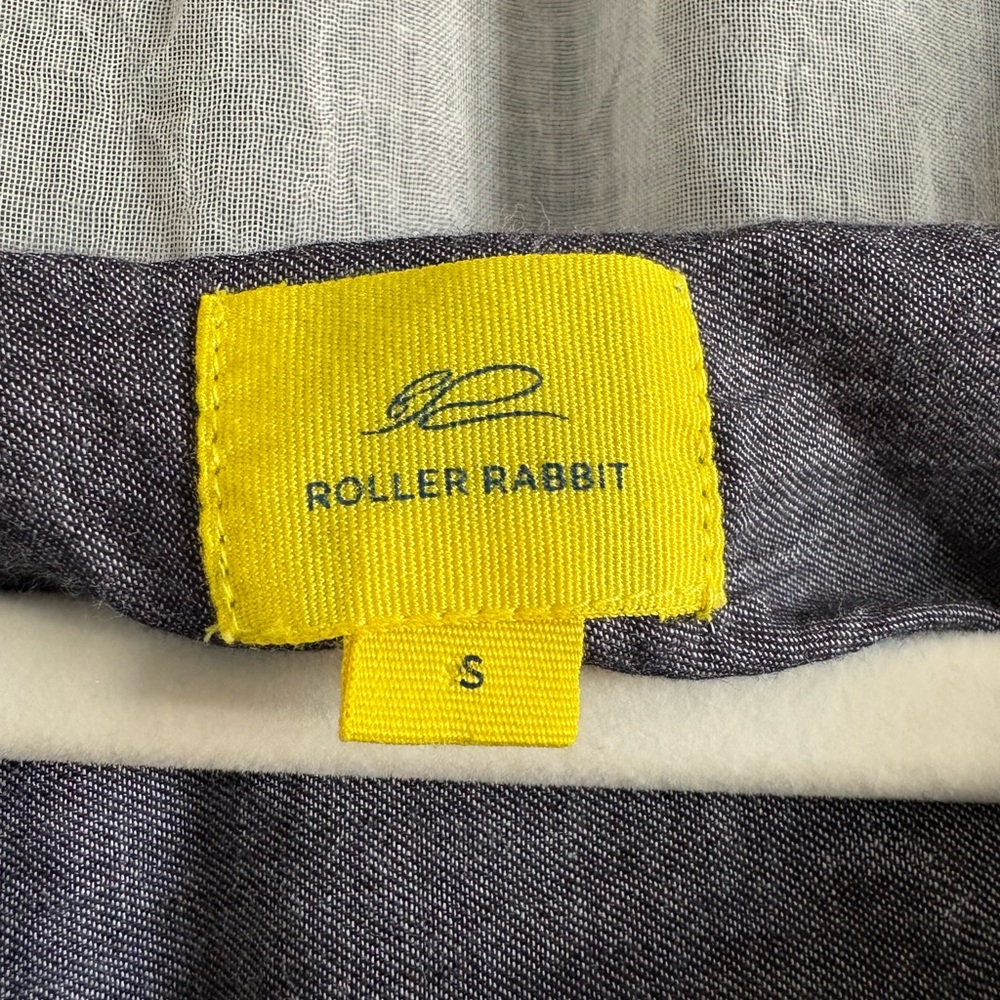 Roller Rabbit Charcoal Gray Blouse with Red White Blue Embroidery size small - Picture 5 of 7